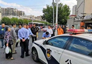 市容隊員積極參與聯(lián)勤聯(lián)動(dòng)