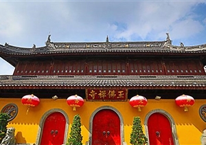 春節期間寺廟祈福，保障安全才是福------除夕夜完成21個(gè)寺廟秩序