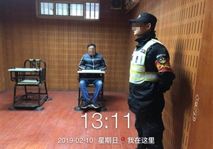 小偷春節不休息，特保當場(chǎng)就拿下 -----周浦市容項目隊員抓捕小偷